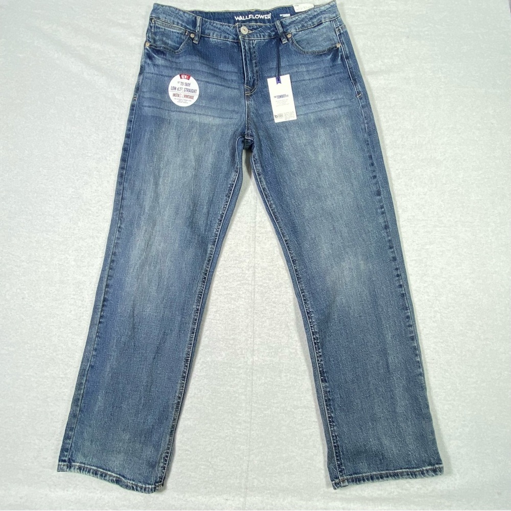 Wallflower Tomboy Fit Jeans Women Junior 13/31 Blue Straight Low Rise Casual NWT
